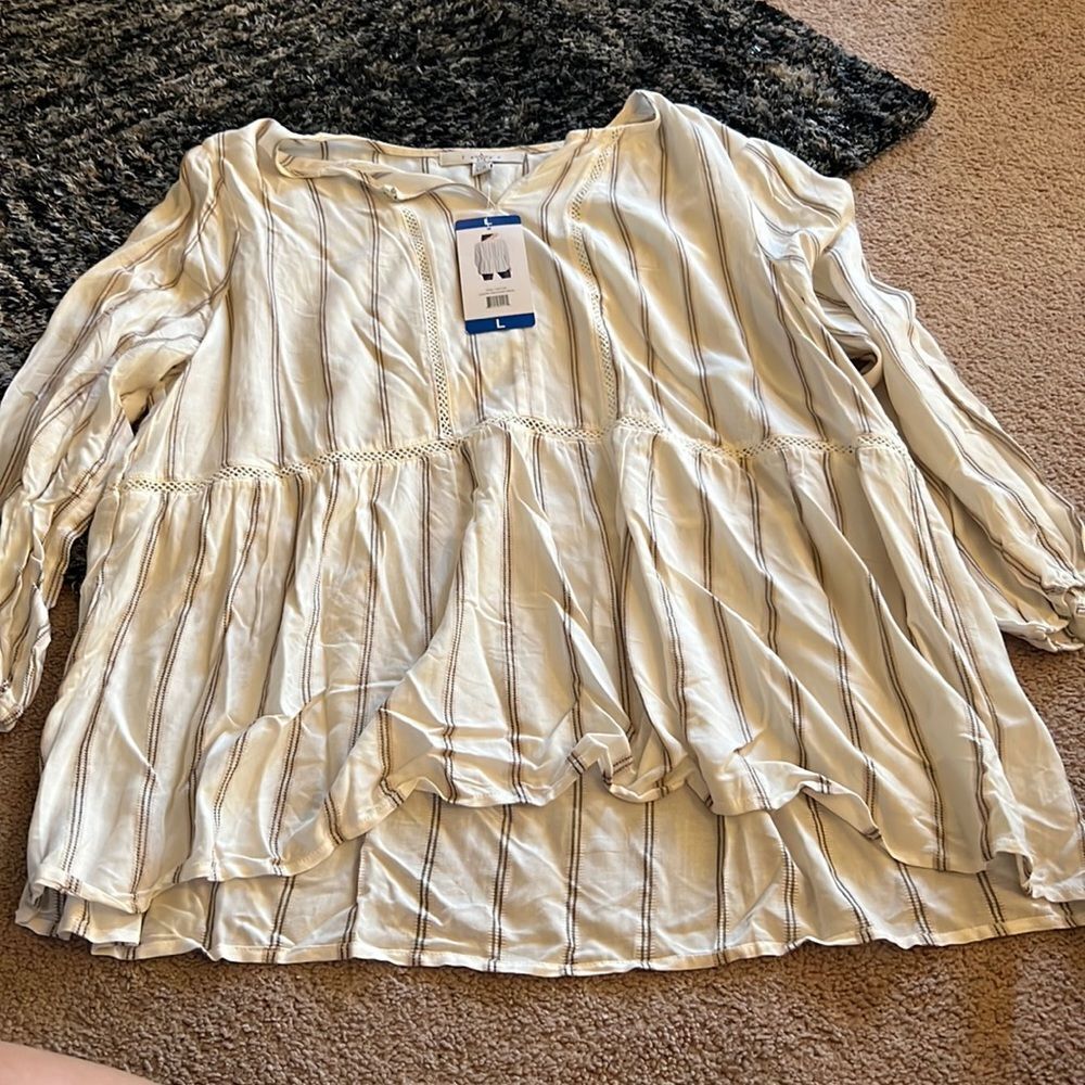 NWT fever blouse L‎